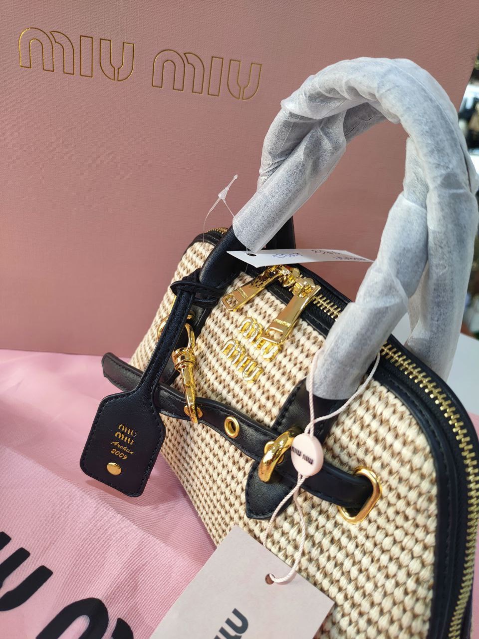 /public/uploads/photos/shares/Suzy bags/IMG_2626.jpeg